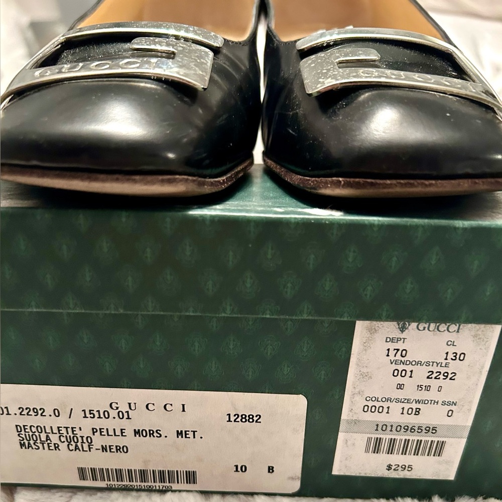 Vintage Gucci Decollete Silver Buckle Shoe - Picture 6 of 7